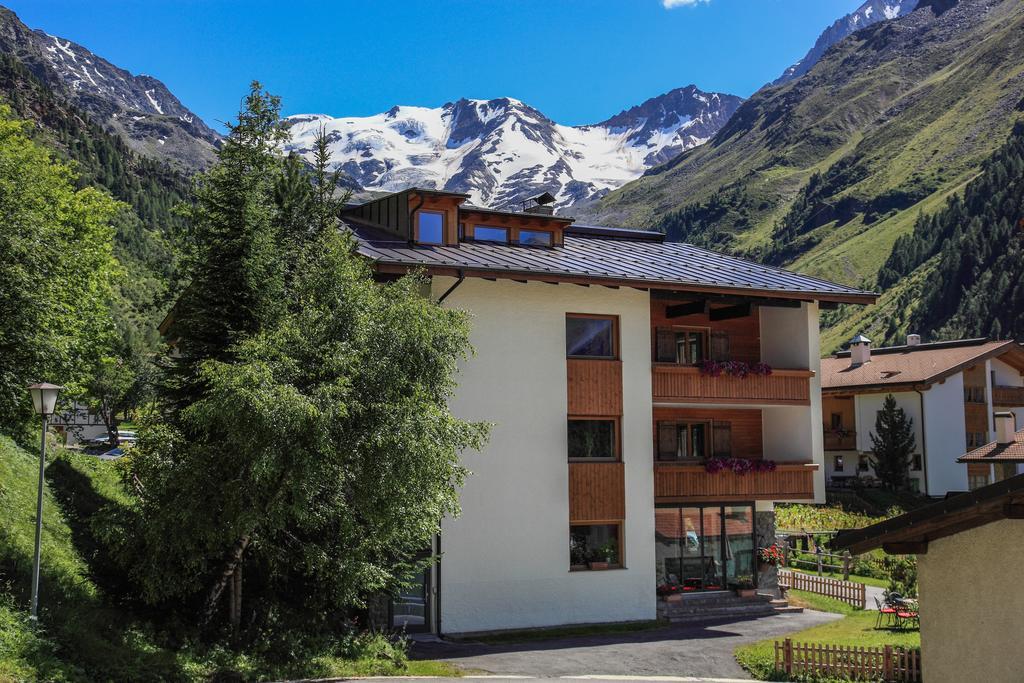 Hotel Garni des Alpes à Sulden Extérieur photo