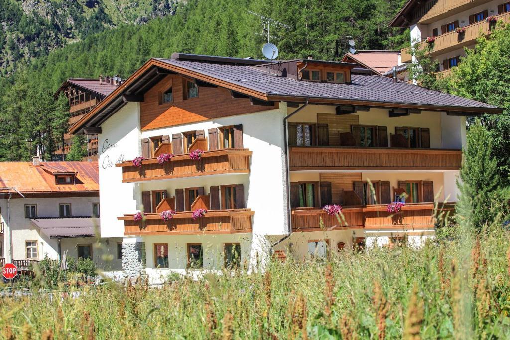Hotel Garni des Alpes à Sulden Extérieur photo